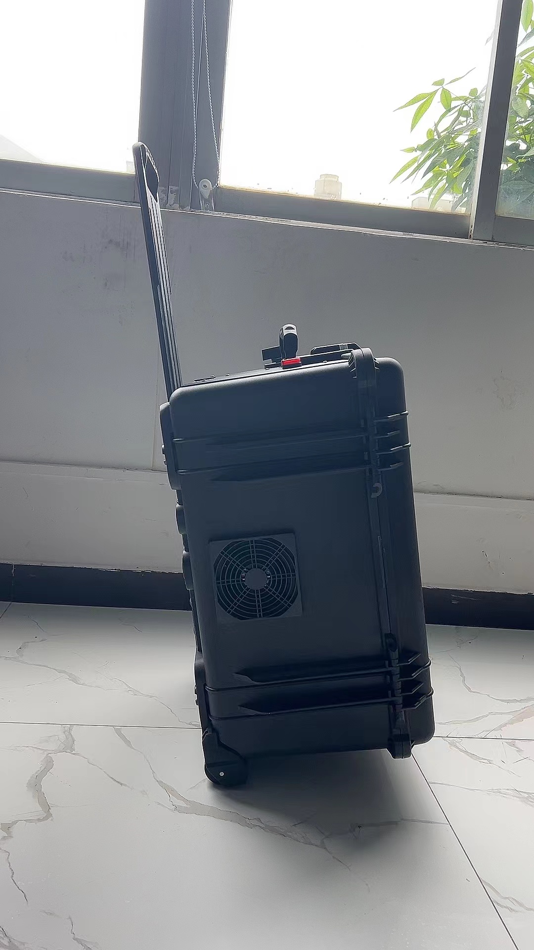 万安手拉箱型移动通信干扰器